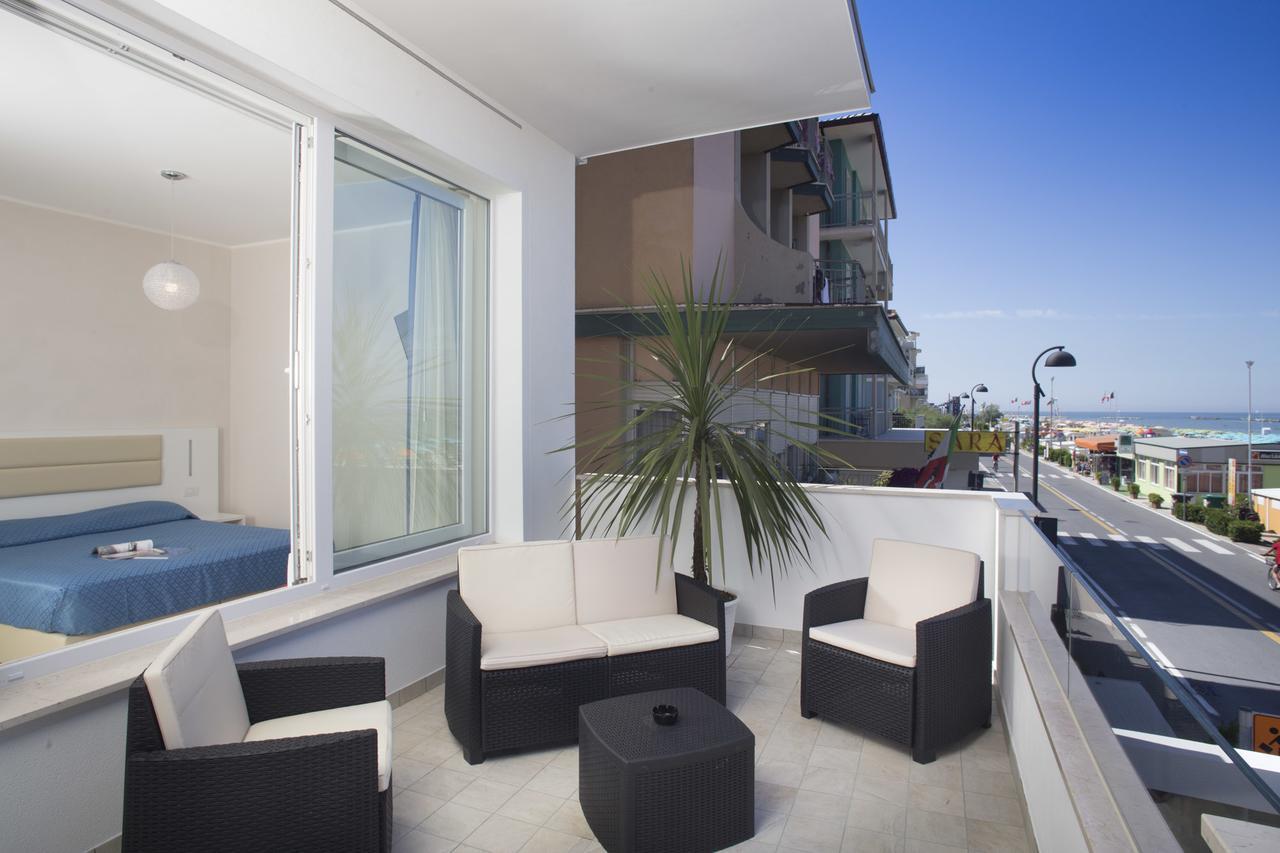 White Suite & Apartments Bellaria-Igea Marina Eksteriør bilde