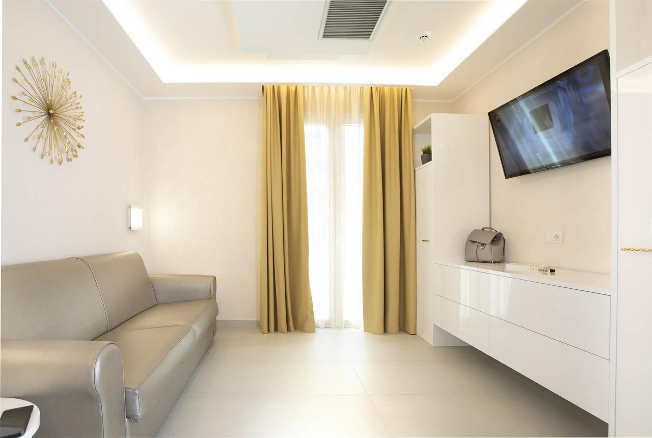 White Suite & Apartments Bellaria-Igea Marina Eksteriør bilde