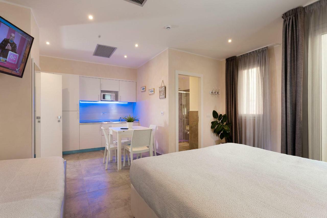 White Suite & Apartments Bellaria-Igea Marina Eksteriør bilde